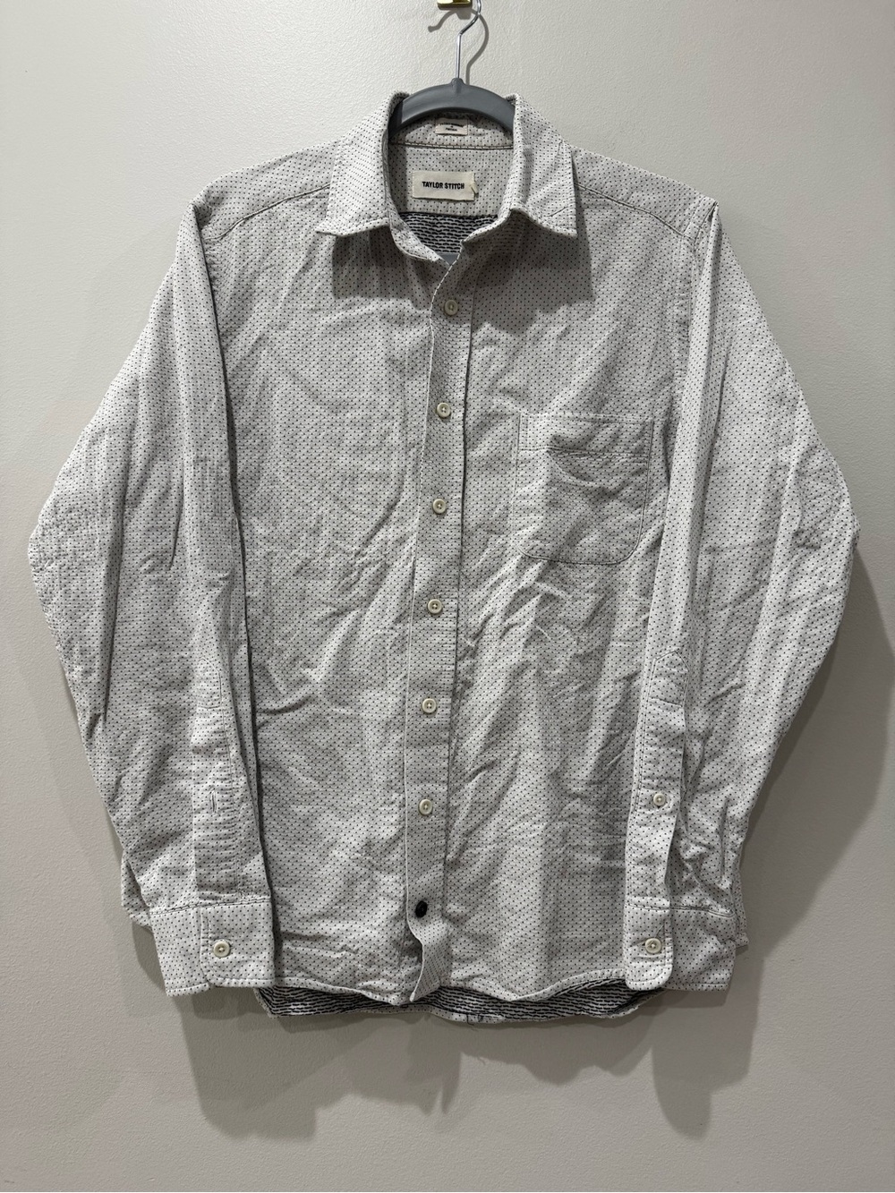 Men's Size 40 Taylor Stitch Small Dot Button-Up Shirt Made in Portugal